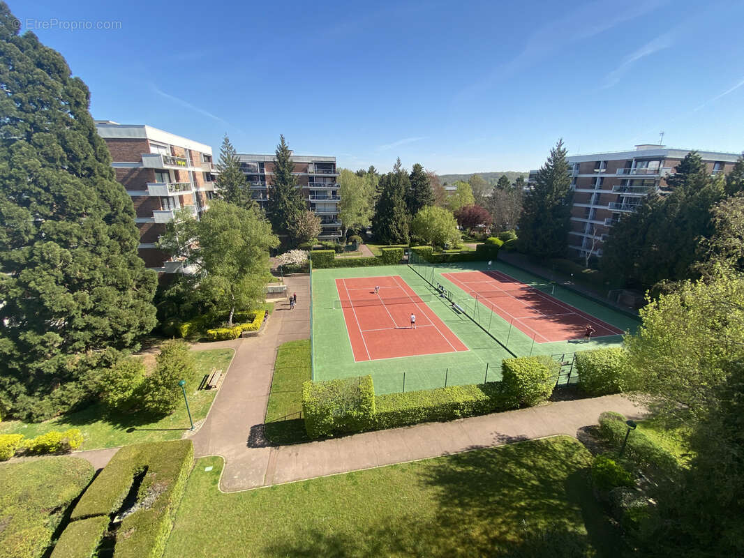 Appartement à JOUY-EN-JOSAS
