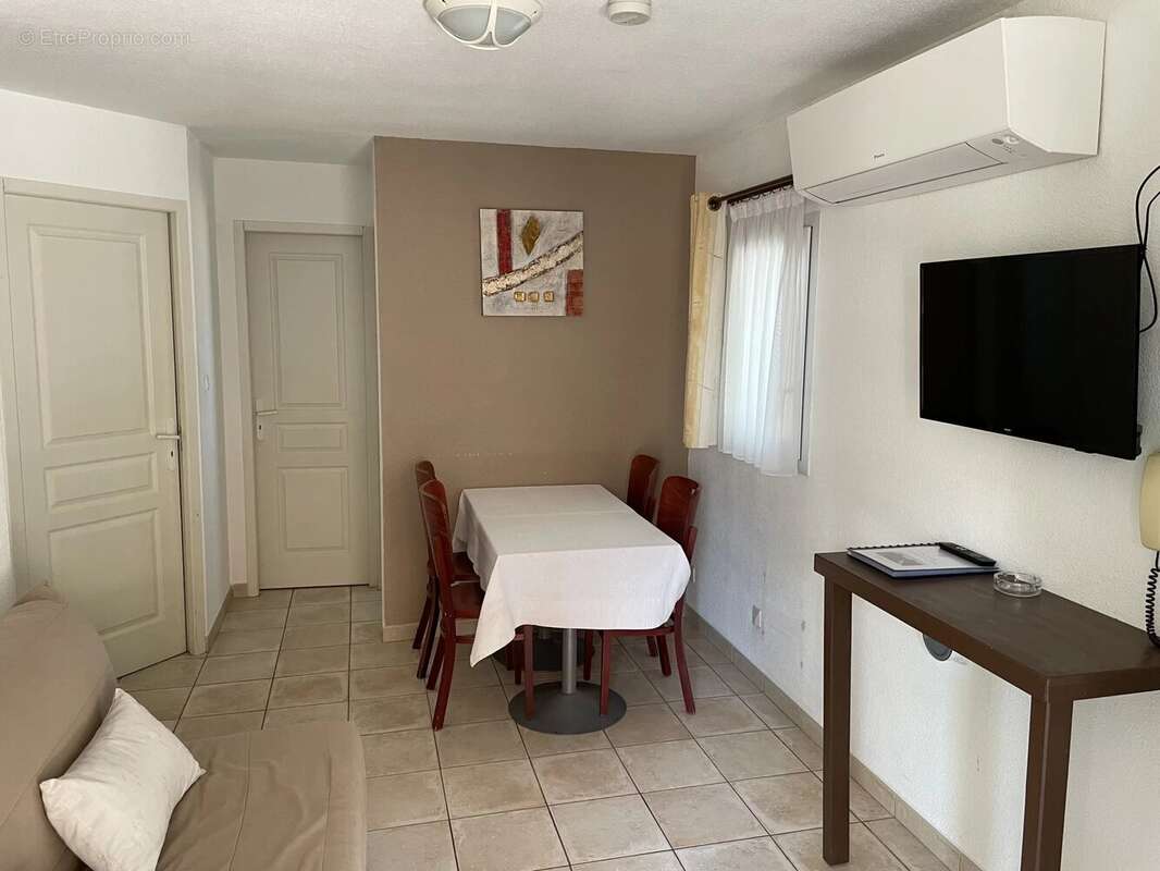 Maison à CABRIERES-D'AVIGNON