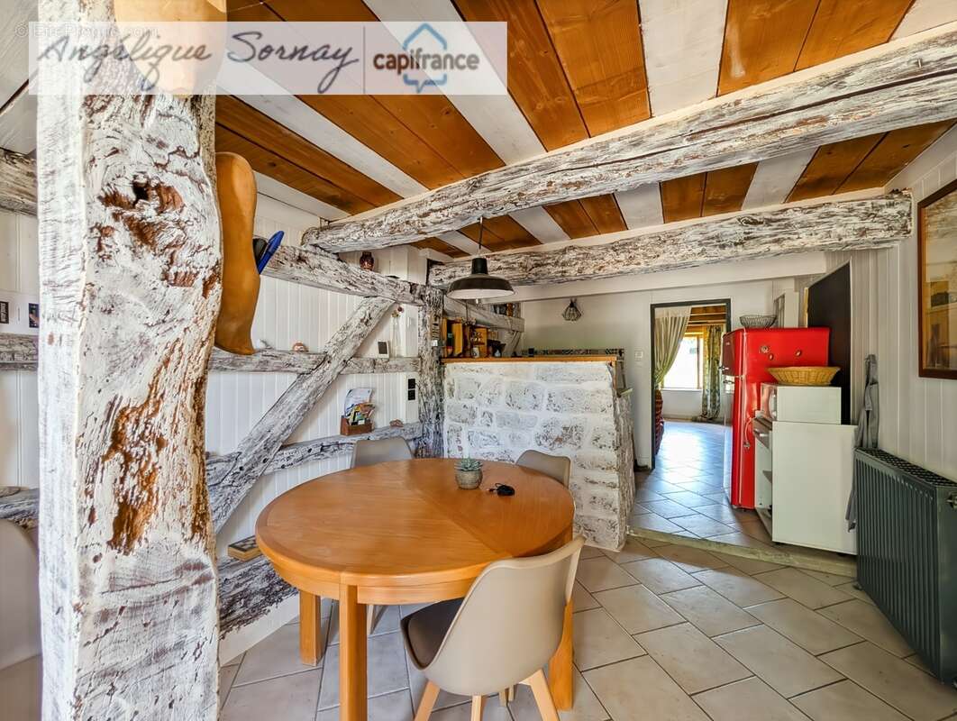 longère avec dépendances sur 3 115 m² – Francheville 39230 - photo 30