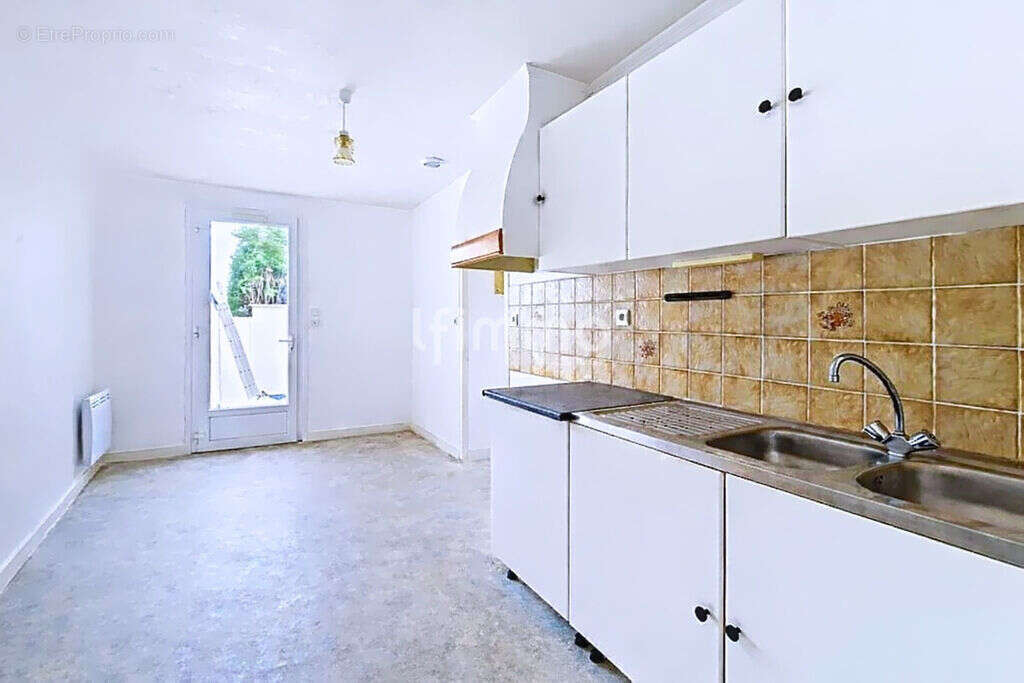 Appartement T3 de 62 m² à Plogonnec 29180 - photo 5