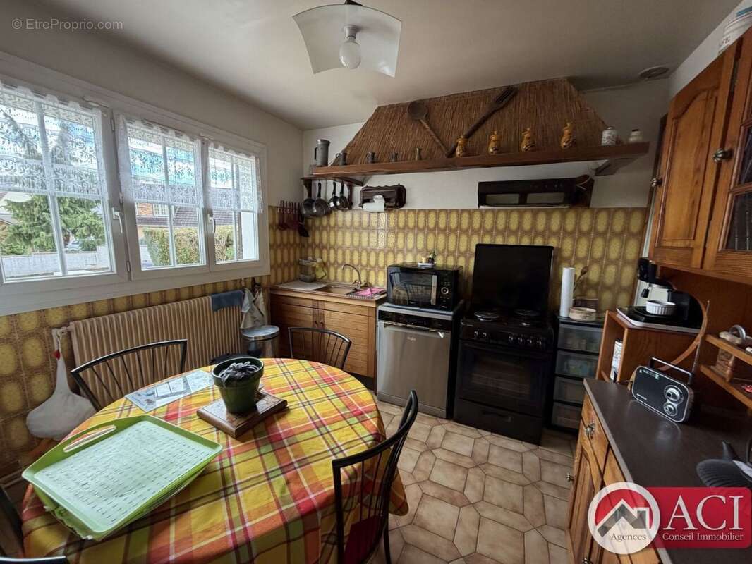 Maison PROCHE CHAMBLY 5 pièce(s) 122 m2 - photo 6