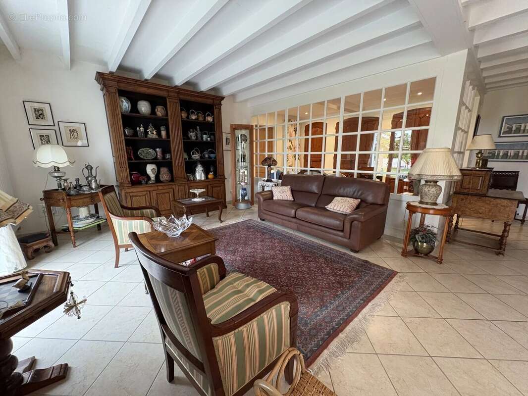 Maison à SAINT-SYLVESTRE-SUR-LOT