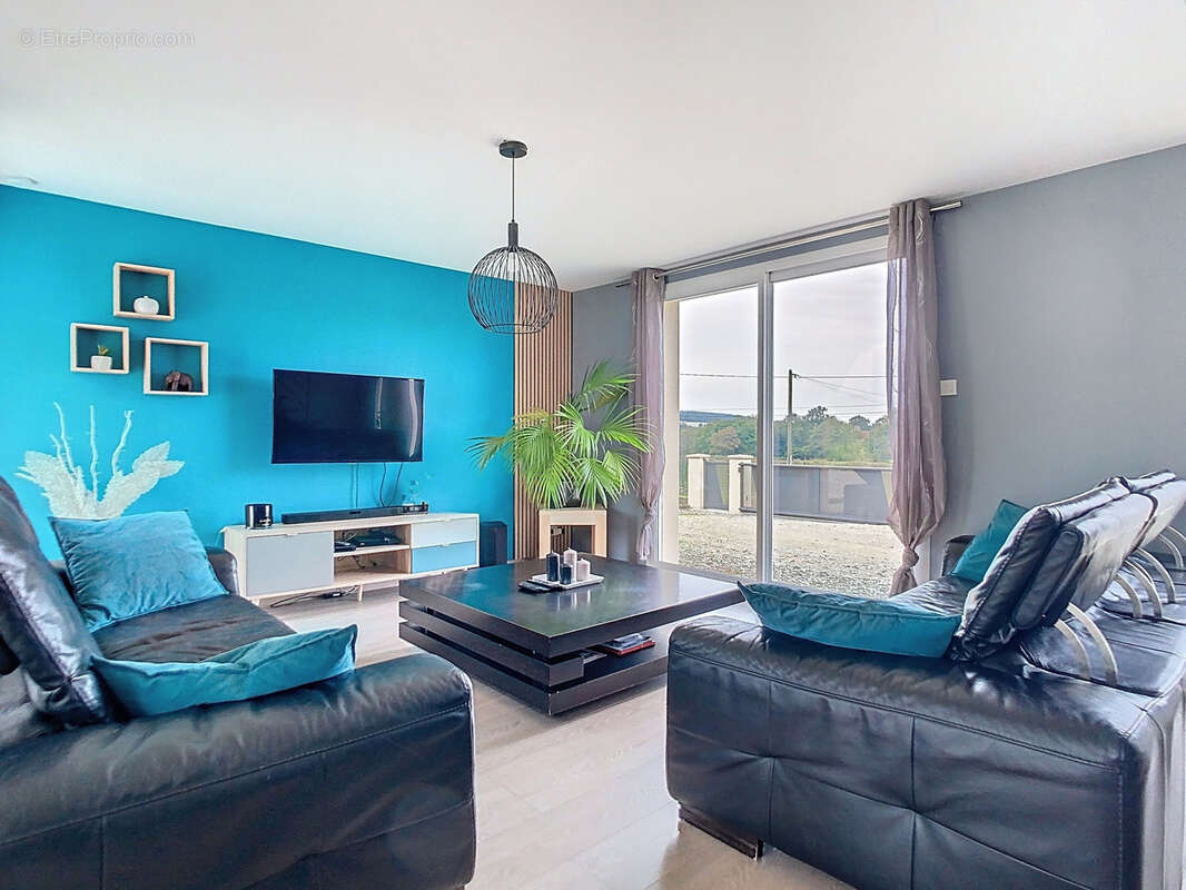 Maison à NEUFMESNIL