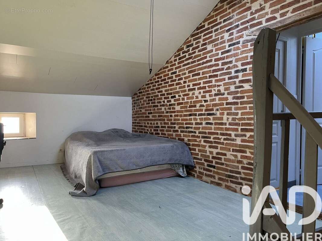 Photo 9 - Maison à SAINT-CLEMENTIN