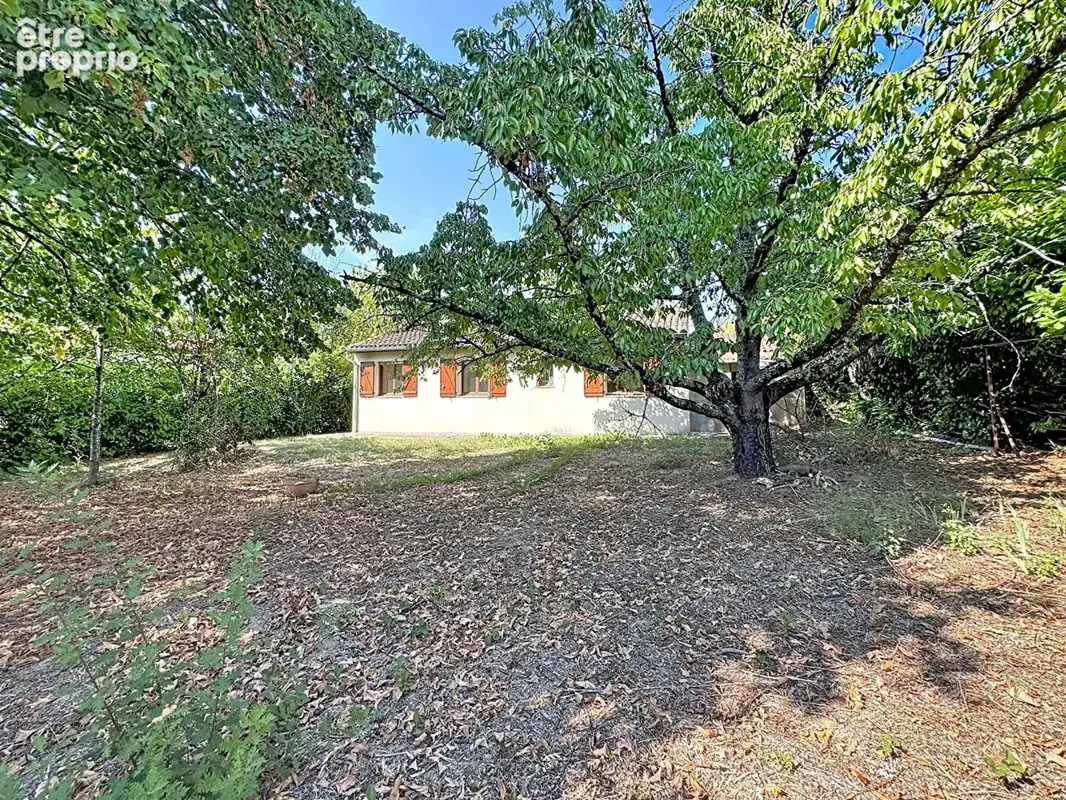 Terrain plat 807 m² - photo 4