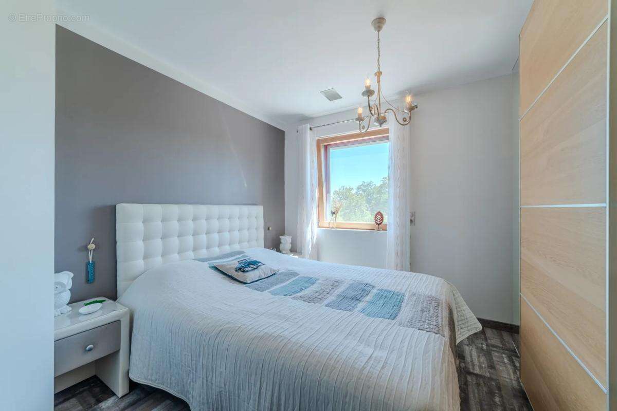 Maison de 4 pièces de 130 m² à La Chapelle - photo 11