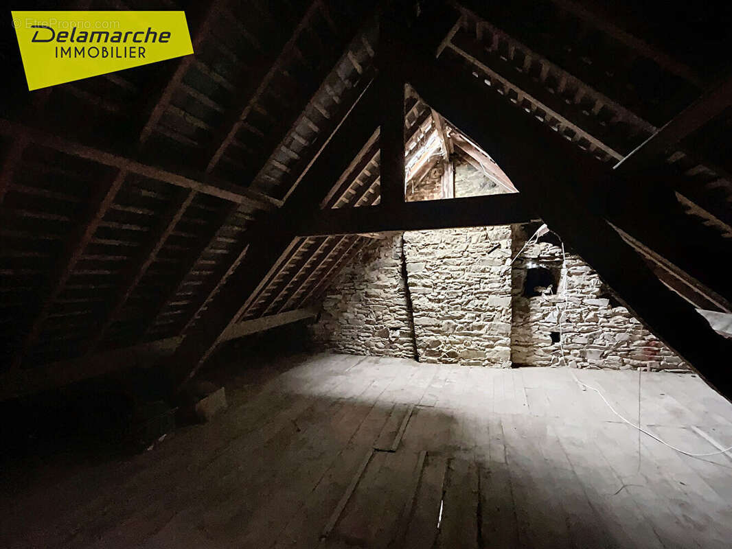 Maison à LINGREVILLE