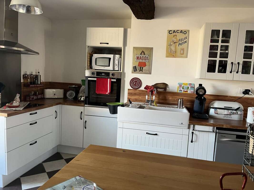 Maison 195 m² à Boursault  - photo 2