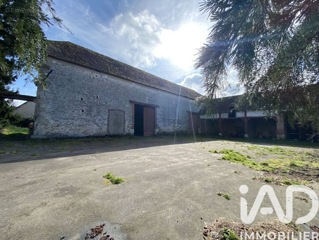 Photo 1 - Maison à GALLARDON