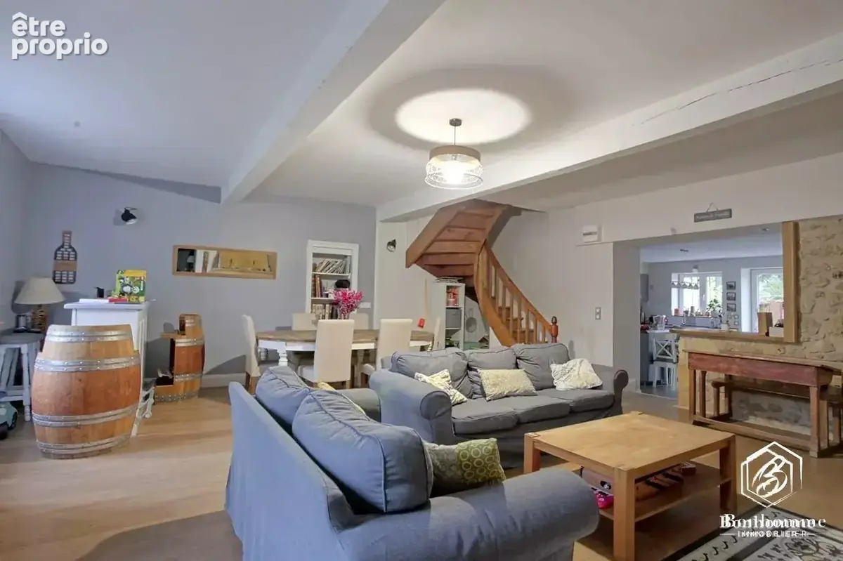 Maison 177 m² 5 pièces - Portets - photo 2
