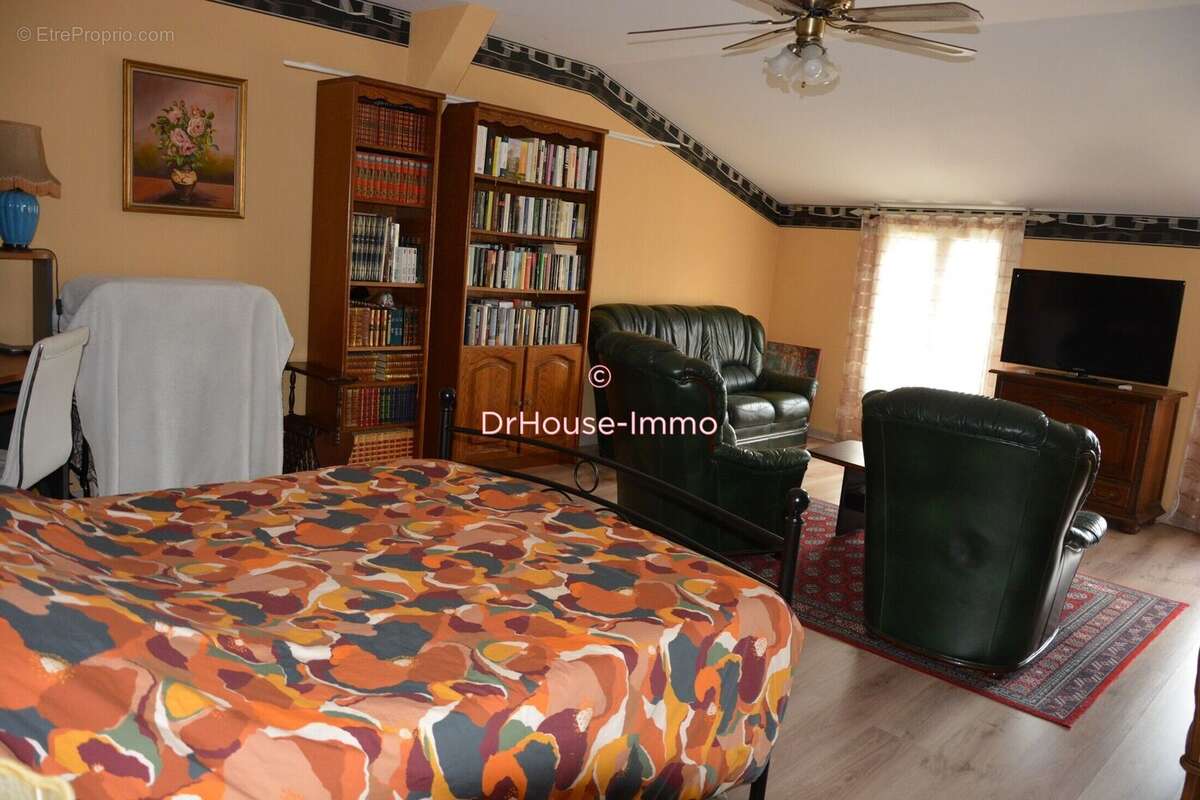 Maison à SAINT-JUNIEN