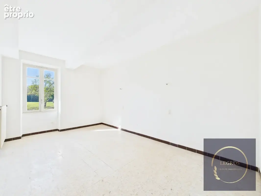 Magnifique Mas Provençal au Thor - Potentiel d'Investissement - photo 5