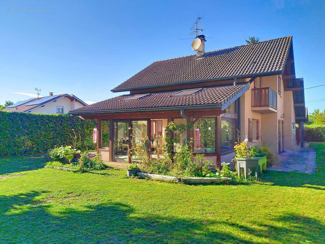Maison à SCIEZ