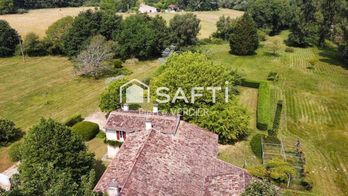 Photo 2 - Maison à SAINT-LAURENT-D&#039;ARCE