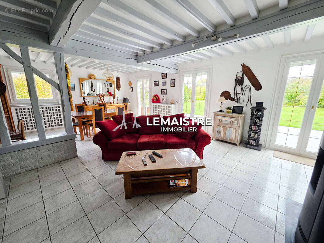 Maison à FONTAINE-LA-MALLET