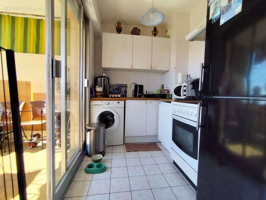 Studio 28 m²- parking - photo 7