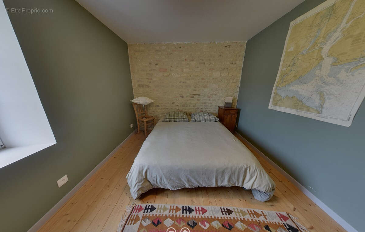 Maison à MEZIDON-CANON