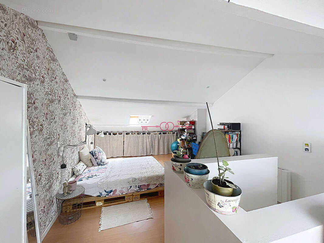 Maison de charme 6 pièces d'environ130 m2 à Vienne-le-Château - photo 16