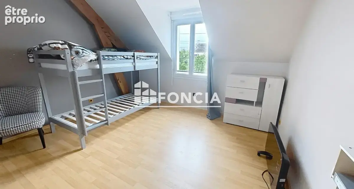 Maison familiale récente de 6 pièces principales - photo 7