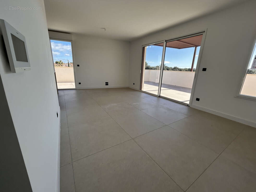 Appartement à CASTRIES