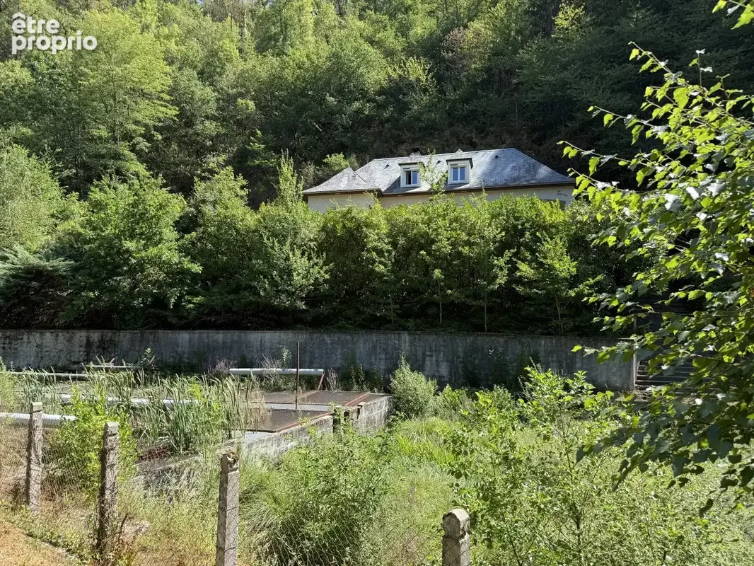 Grande maison sur sous-sol ancienne pisciculture - photo 12