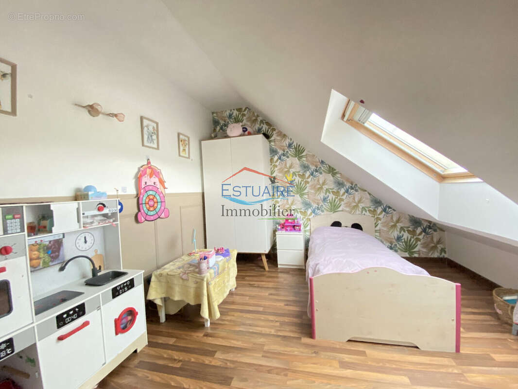 Maison 125 m² à Bouee  - photo 6