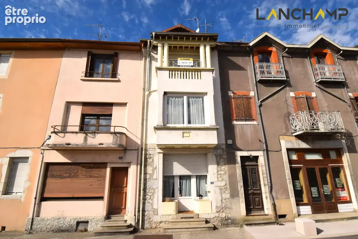 Maison sur les quais du Rhône - photo 1