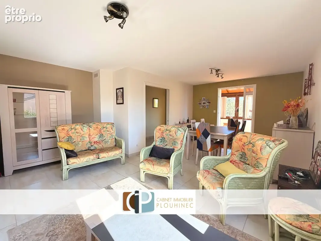 HURIGNY   Maison familiale au calme avec de beaux volumes. - photo 12