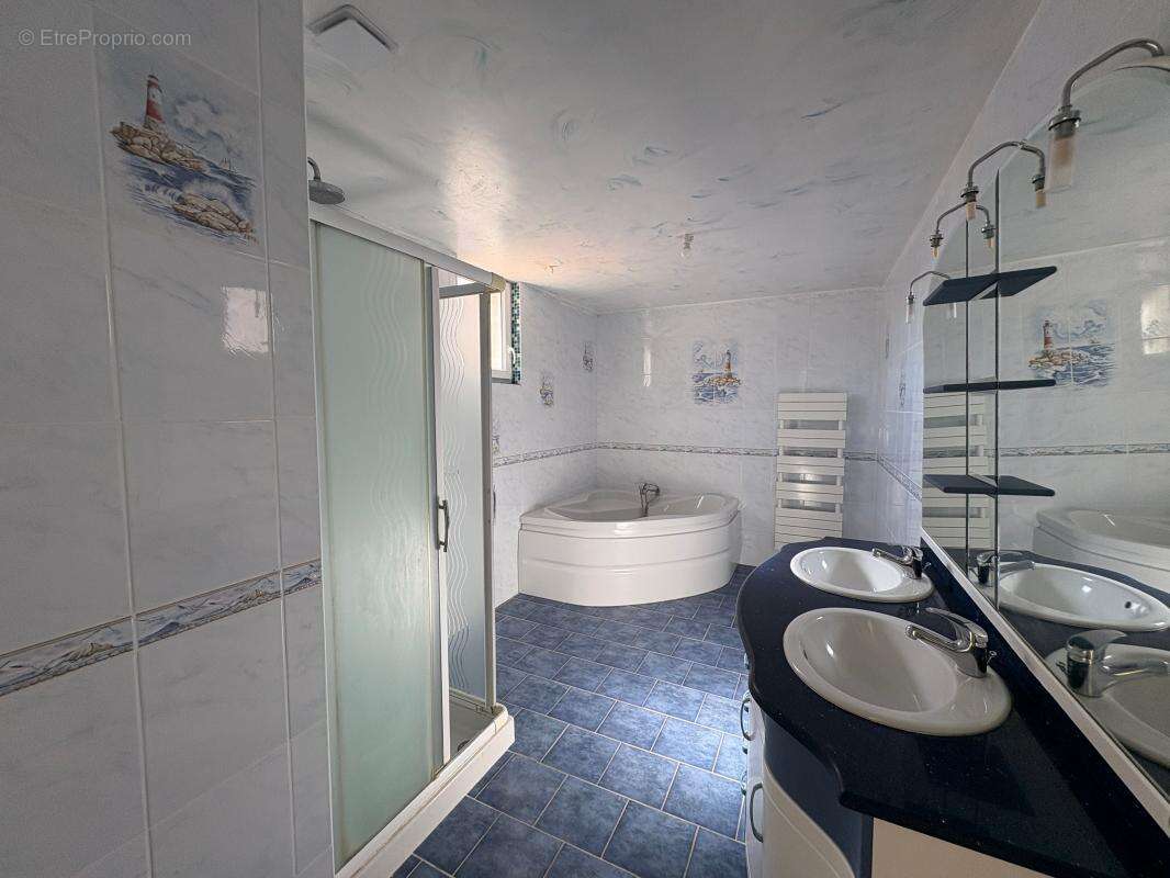 Maison à LA ROCHELLE