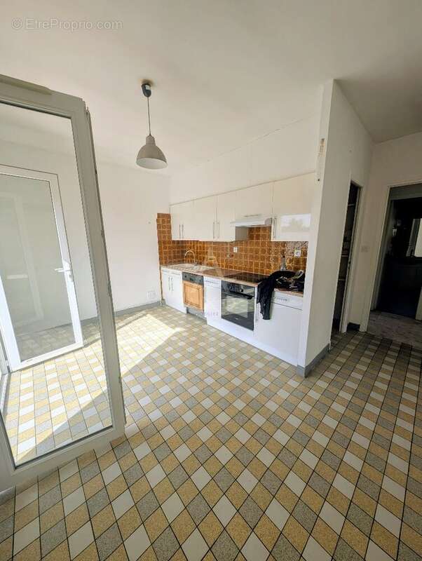 Maison à MONTREDON-DES-CORBIERES