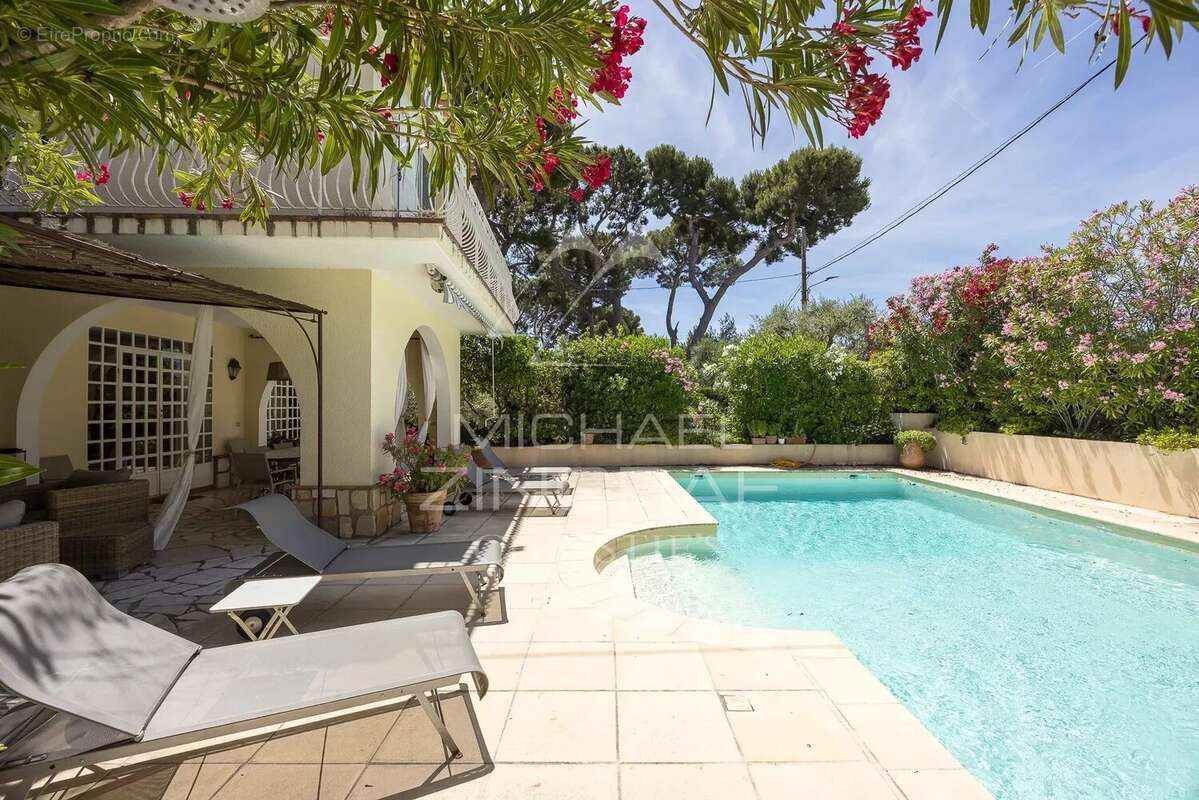 Maison à ANTIBES