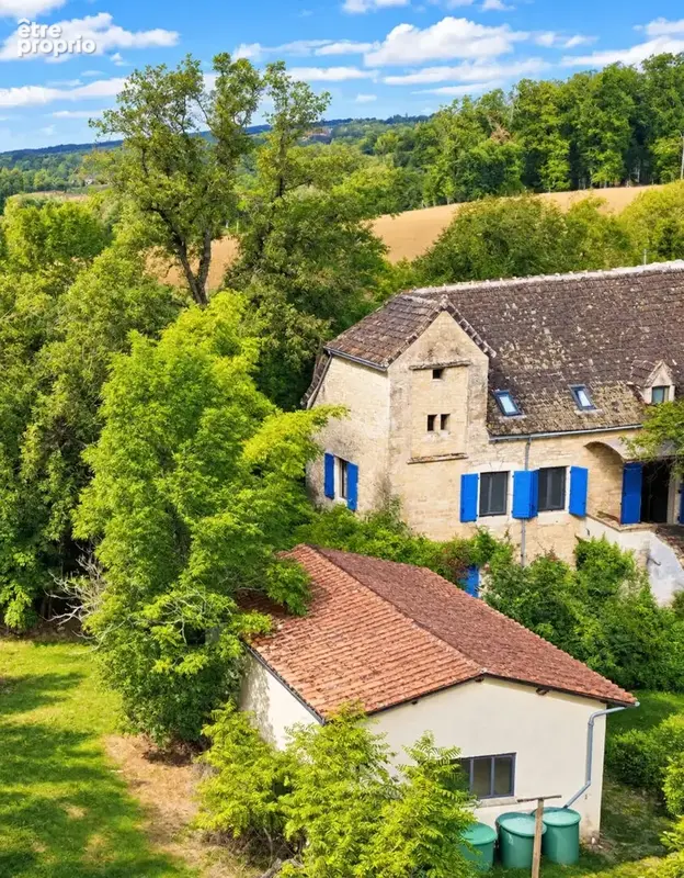 Propriété de caractère en pierre avec piscine et dépendance, à deux pas de Figeac - photo 2