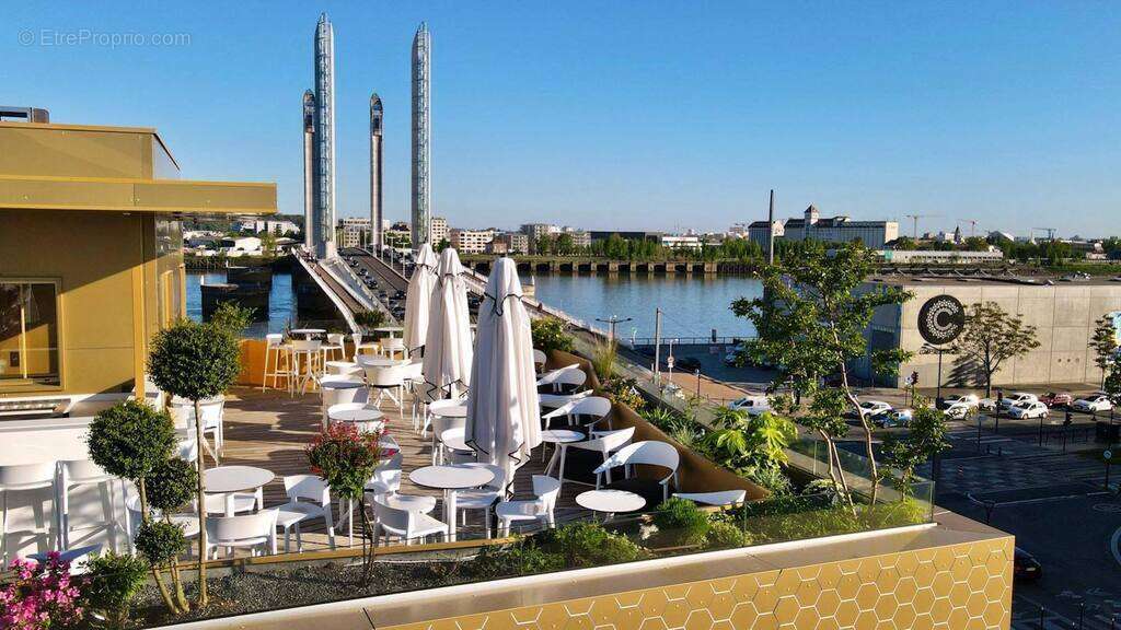 Commerce à BORDEAUX