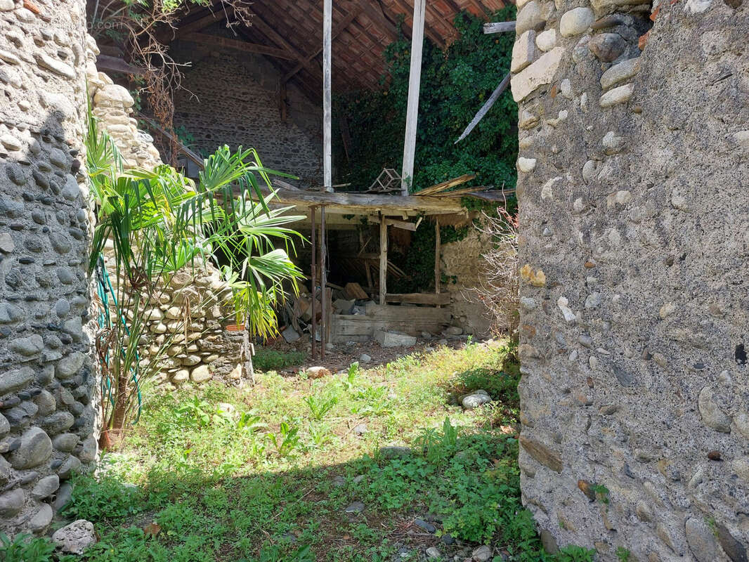 Maison à BERNAC-DEBAT