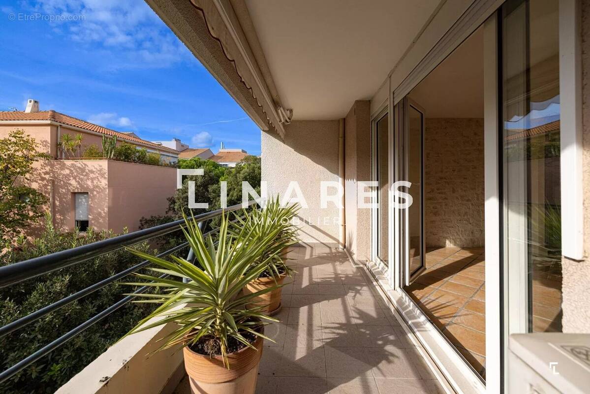 Appartement à MARSEILLE-8E