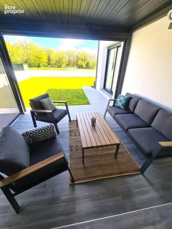 GETIGNÉ -À proximité à pied du bourg.Maison familiale - photo 5