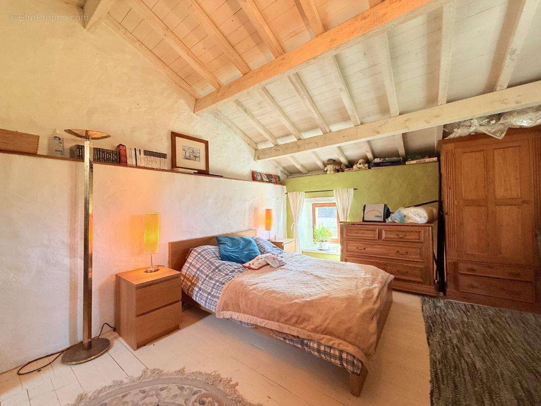 Maison à VERTEILLAC