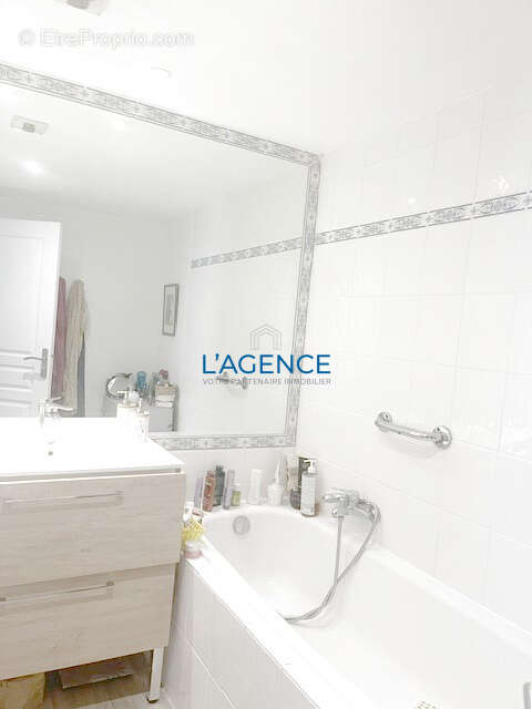 Appartement à HYERES