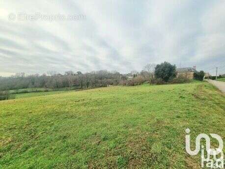 Photo 3 - Terrain à VARETZ