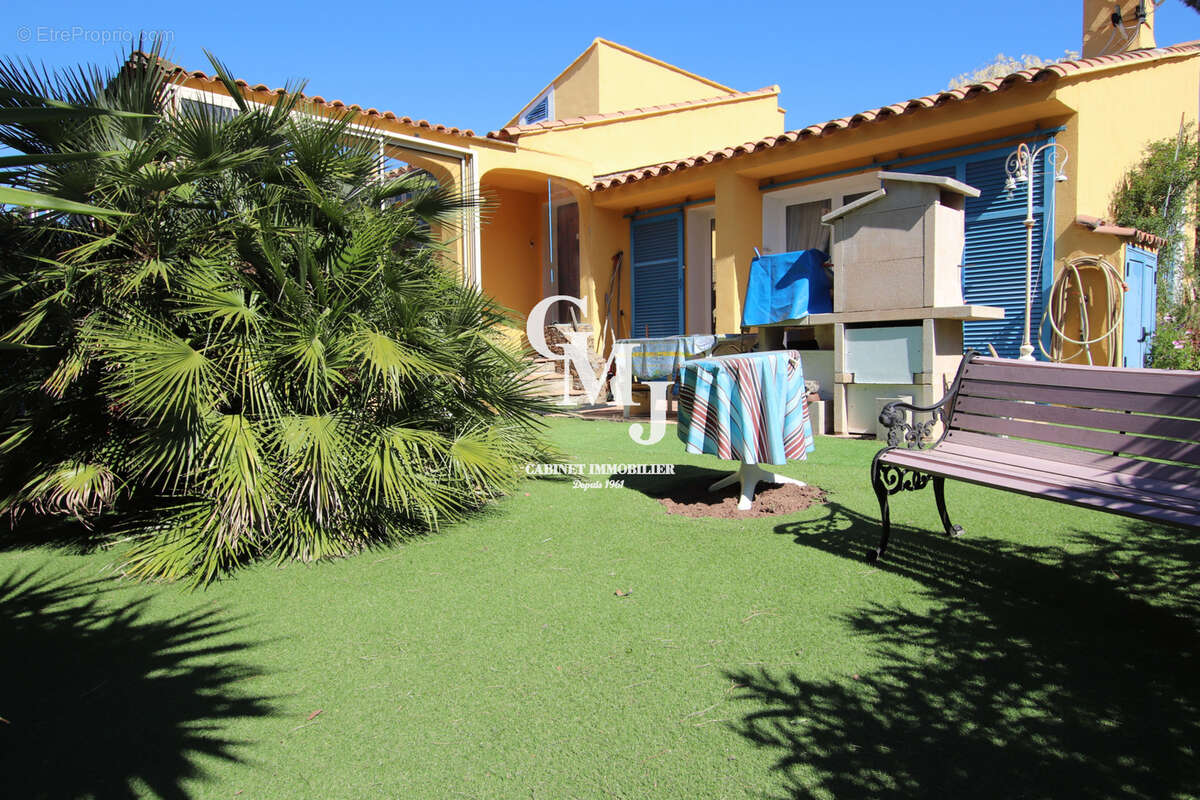 Maison à FREJUS