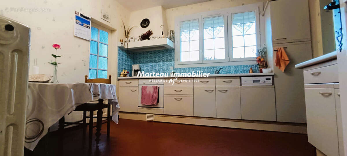 Maison à SAINT-PAVACE