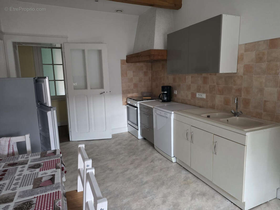 Appartement à THIAUCOURT-REGNIEVILLE