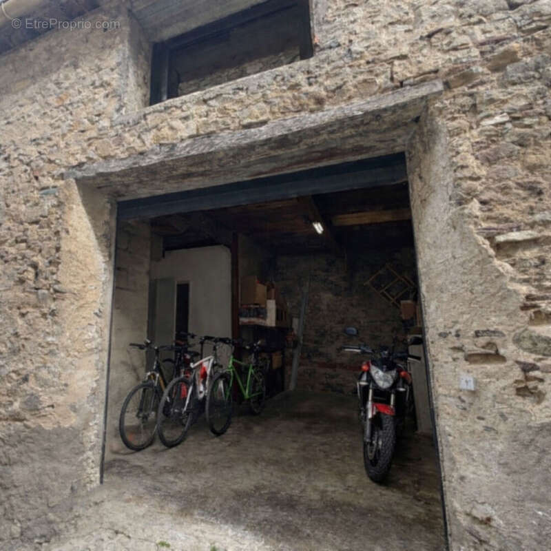 Maison à GINESTAS