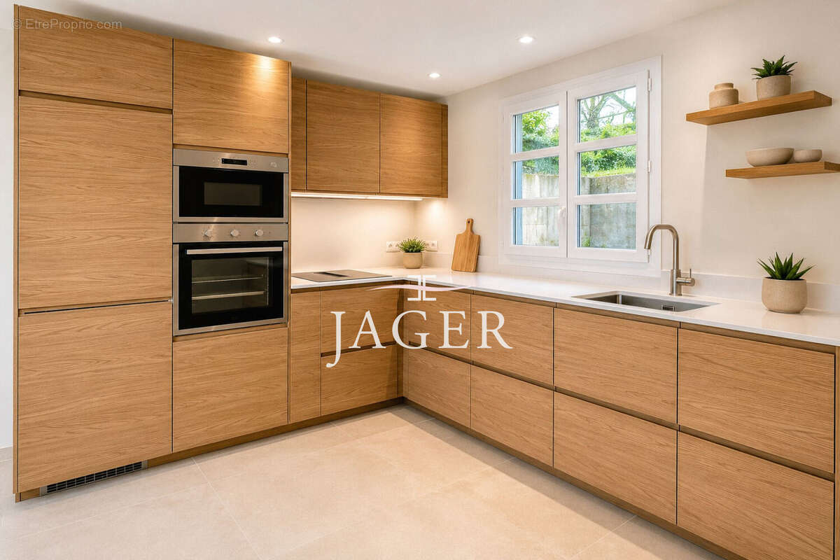 Appartement à GRIMAUD