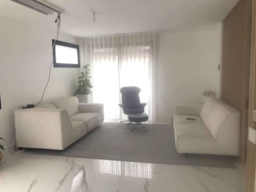 Maison à LA FRETTE-SUR-SEINE