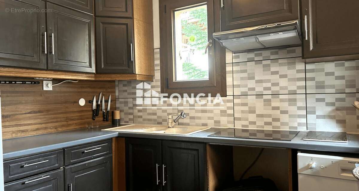 Maison à LA SALLE-LES-ALPES