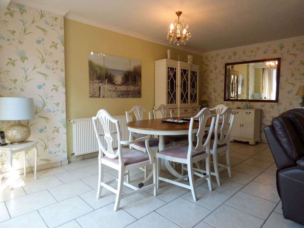 Maison à PAMPROUX