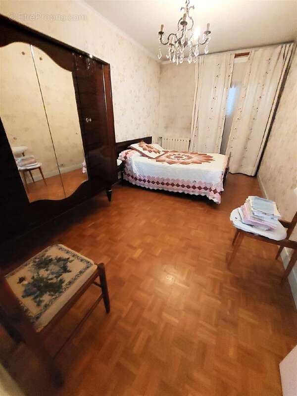 Maison à VIGNEUX-SUR-SEINE