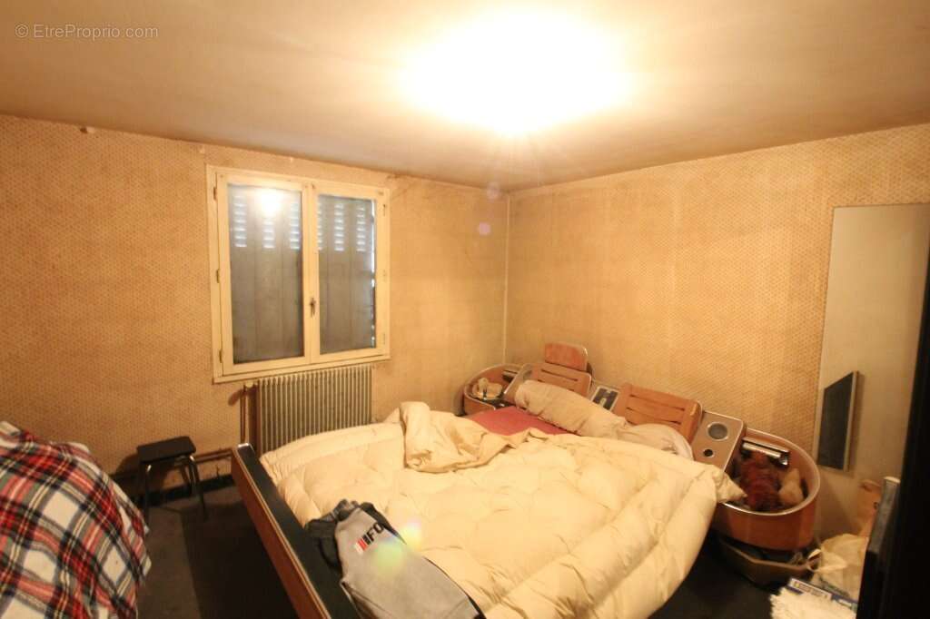 Appartement à BRANGES