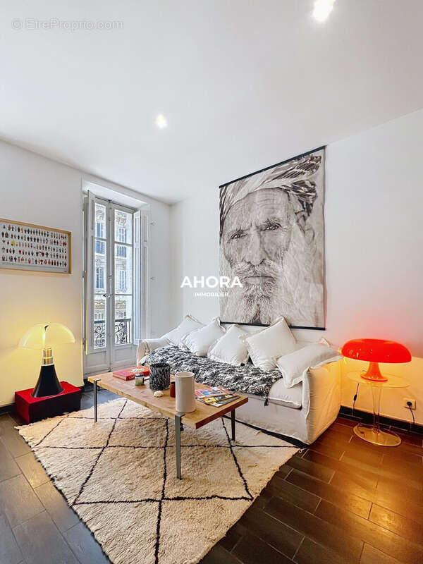 Appartement à MARSEILLE-8E